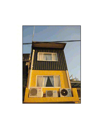 view-of-upper-floors-facing-ocean-jeff-surf-toucheng-yilan-taiwan