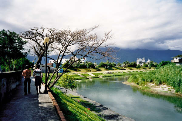 Mei-Lun-Xi, Hualien by kilakila