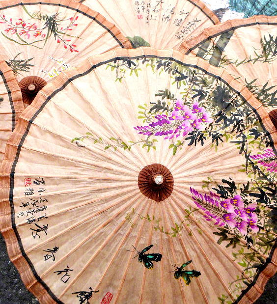 taiwan-oil-paper-umbrellas.jpg