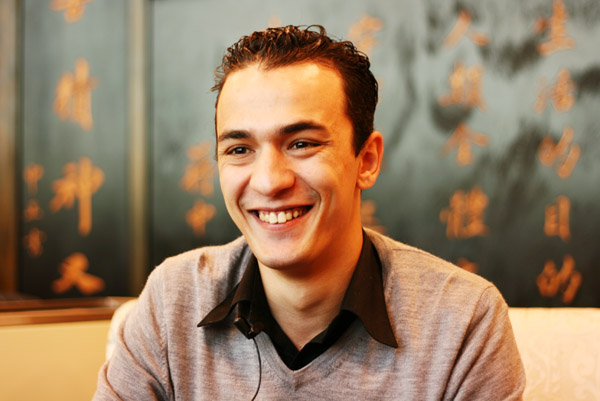 Amine Benna 月安茗