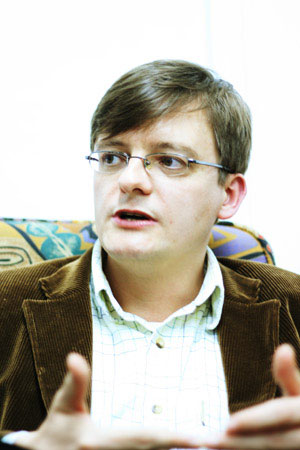 Dr. Wim De Reu魏家豪, Assistant Professor at Department of Philosophy