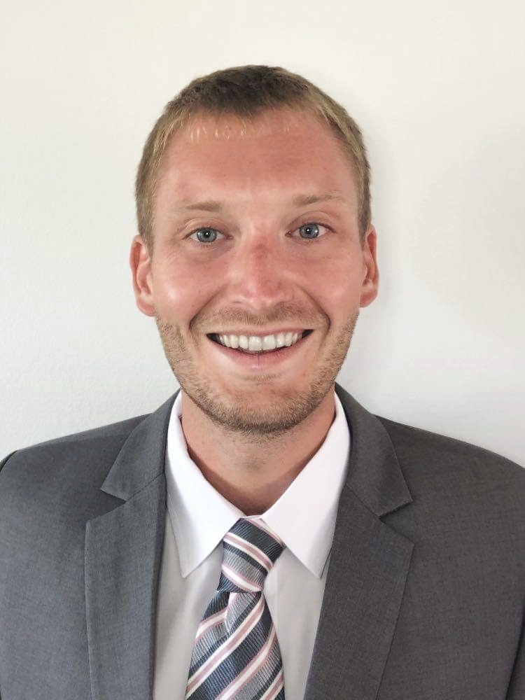 Teaching English and Living in Taiwan, 28 year old American with 4.5 years of ESL teaching experience and US teaching certificate seeking a job in Taiwan image