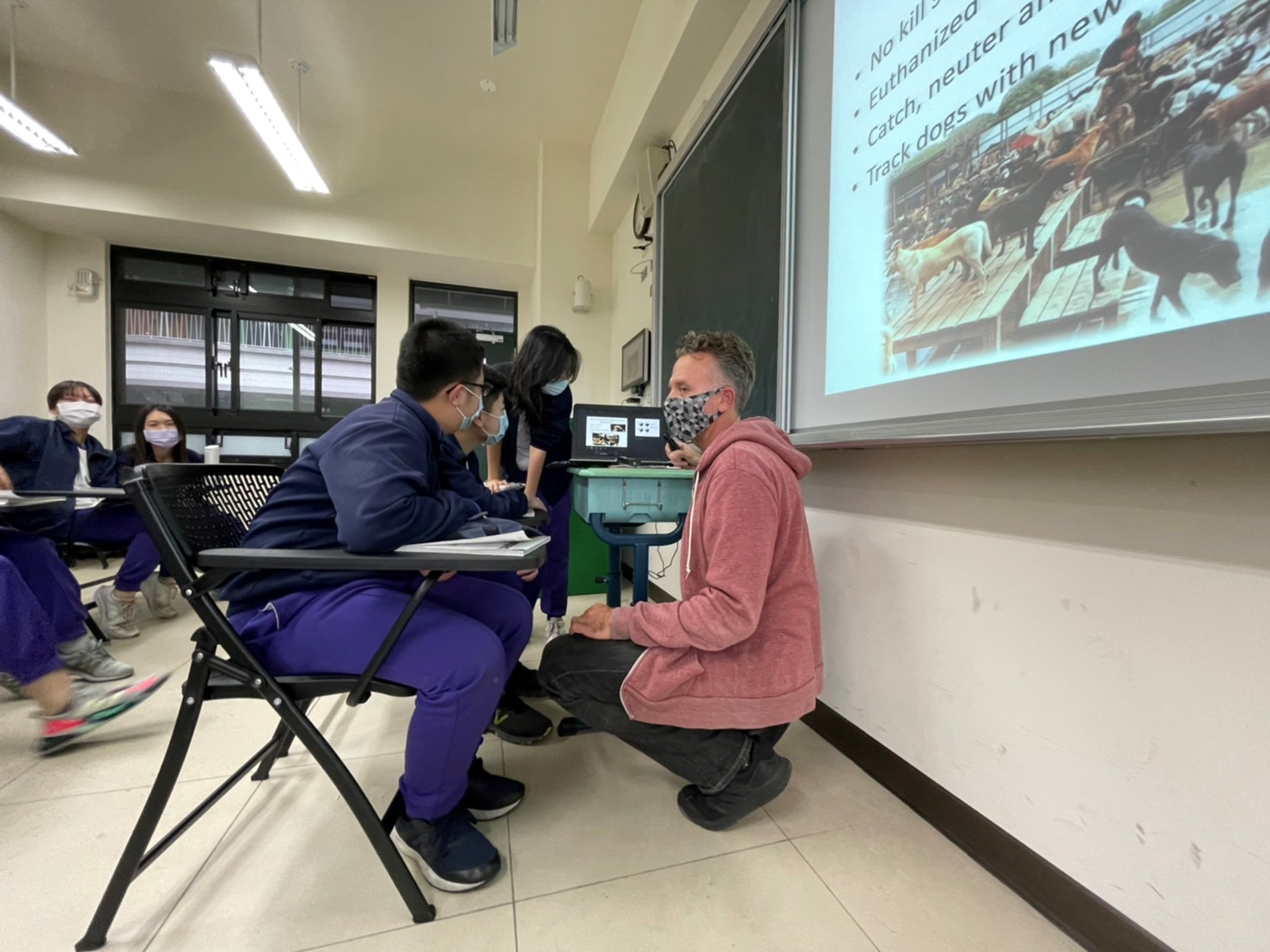 Click to see more image. Teaching English and Living in Taiwan Jobs Available 教學工作, Yanping High School Prestigious Private High School Offering Long-Term Opportunities image