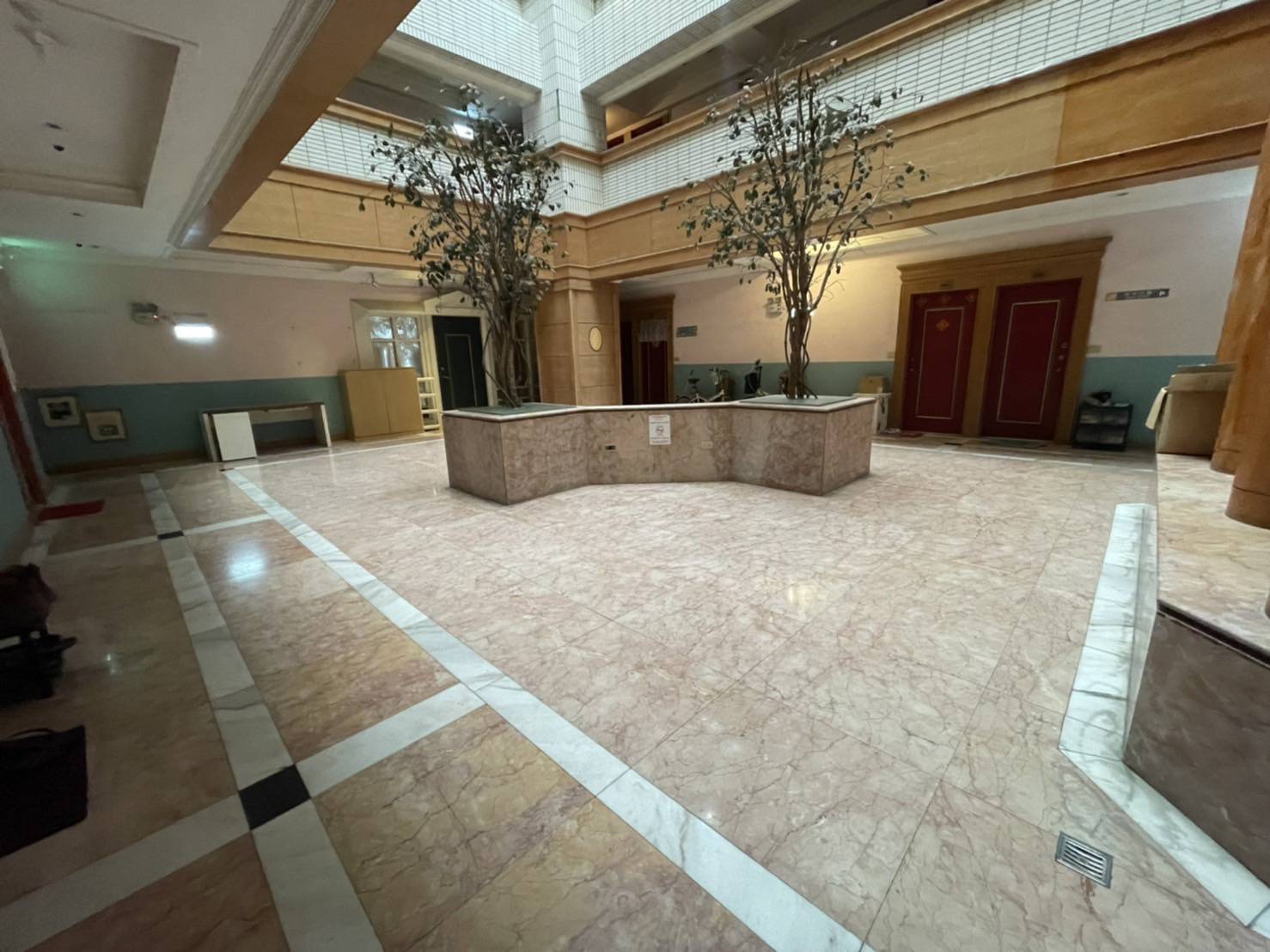 Click to see more image. Teaching English and Living in Taiwan Apartments for One Person, nice studio looking for a good tenant image