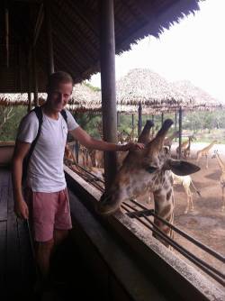 Teaching English and Living in Taiwan, Friendly English tutor available image