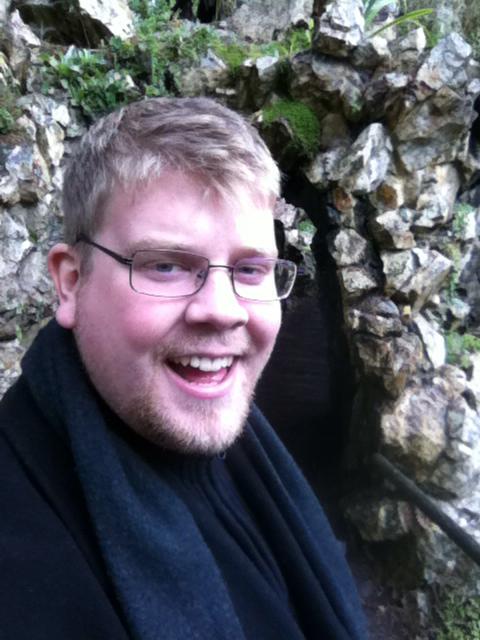 Teaching English and Living in Taiwan, I make language learning easy image