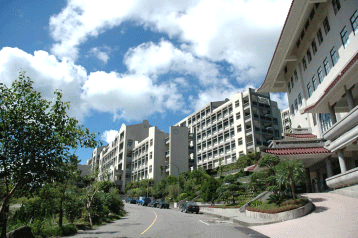 Teaching English and Living in Taiwan, Great University with Chinese Confucious and Indian Buddha culture image