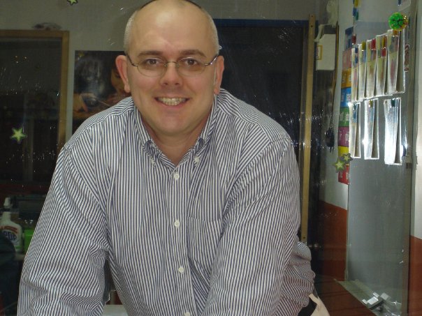 Teaching English and Living in Taiwan, Professional Tutor  image