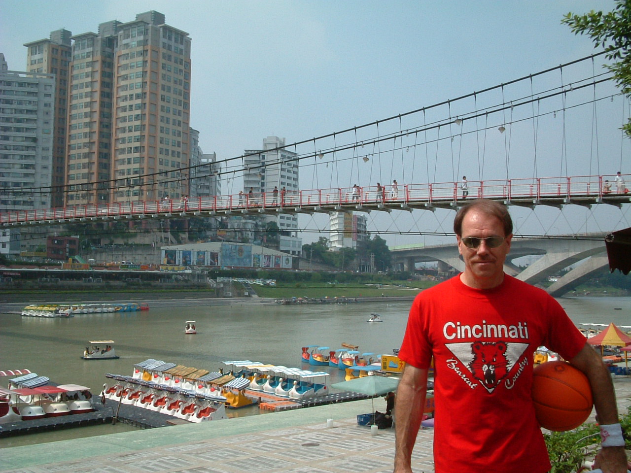 Teaching English and Living in Taiwan, English Conversation and Document Proofreading/Correction image